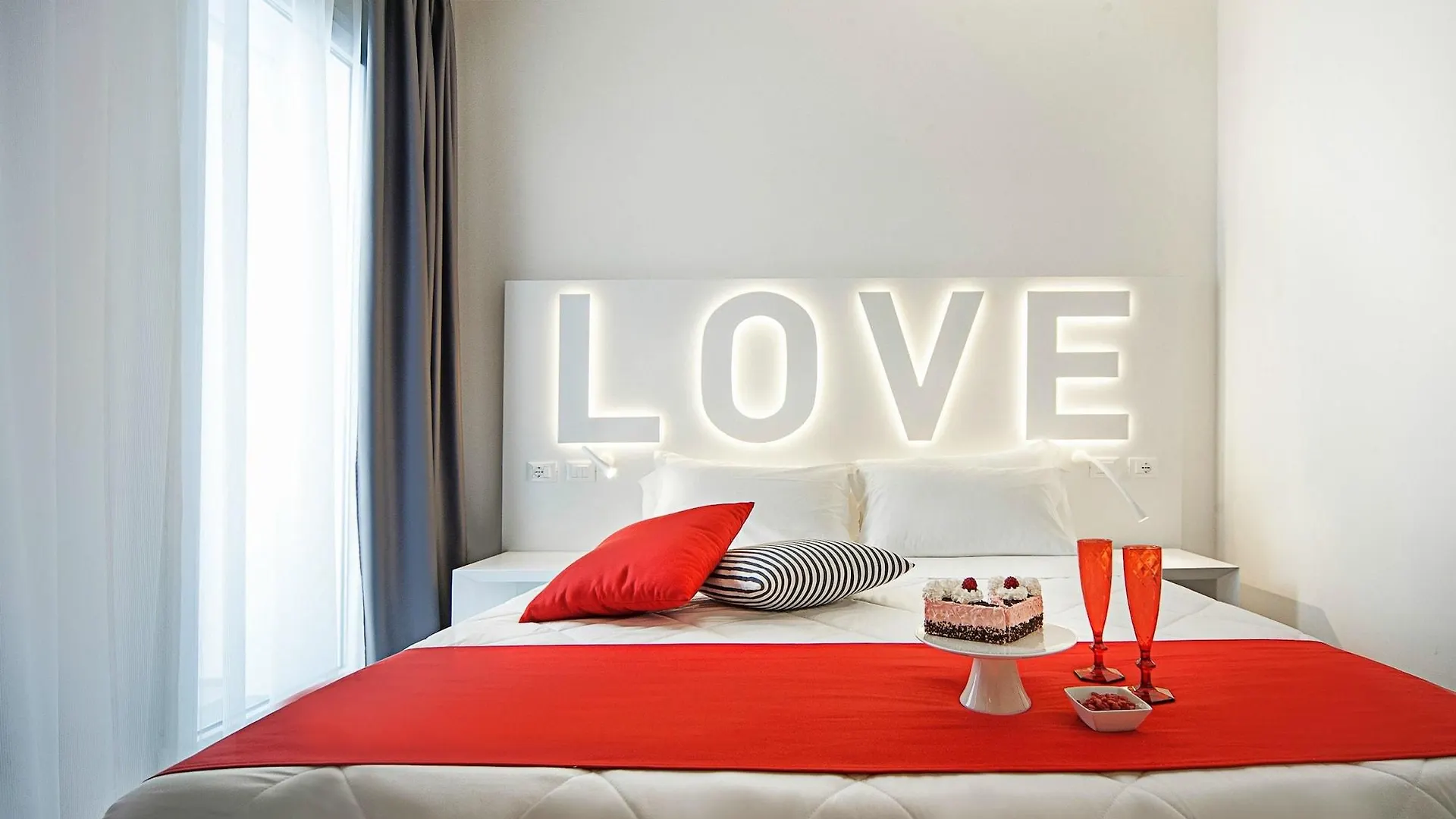 Love Boat Hotel - The Original Riccione Italy